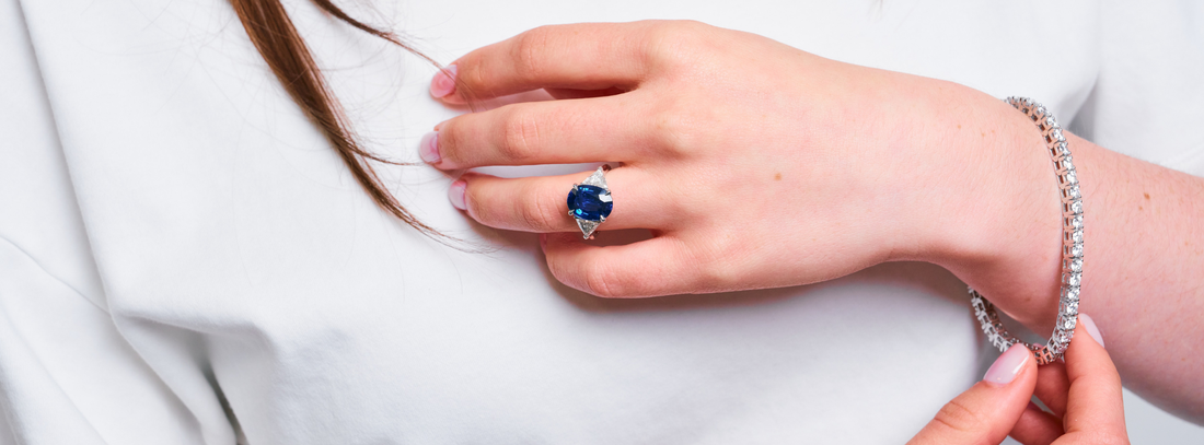 How to Choose an Engagement Ring: A Complete Guide